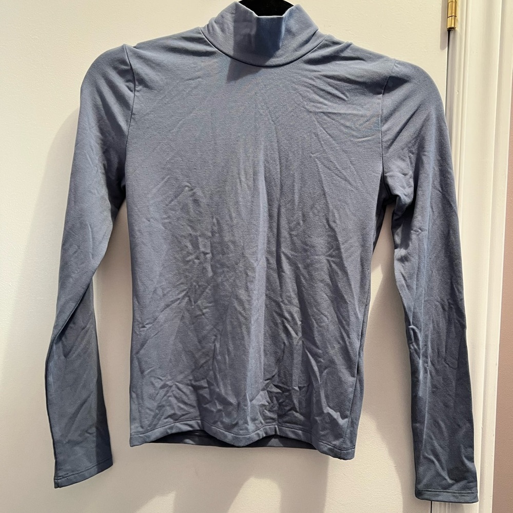 Abercrombie & Fitch Blue Long Sleeve Tee